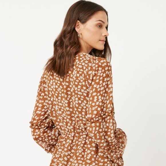 Piper Floral Trumpet Sleeve Dress - Picture 2 of 6